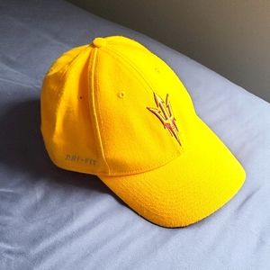 ✔️Arizona State Sundevils Nike Dri Fit hat in yellow with embroidery